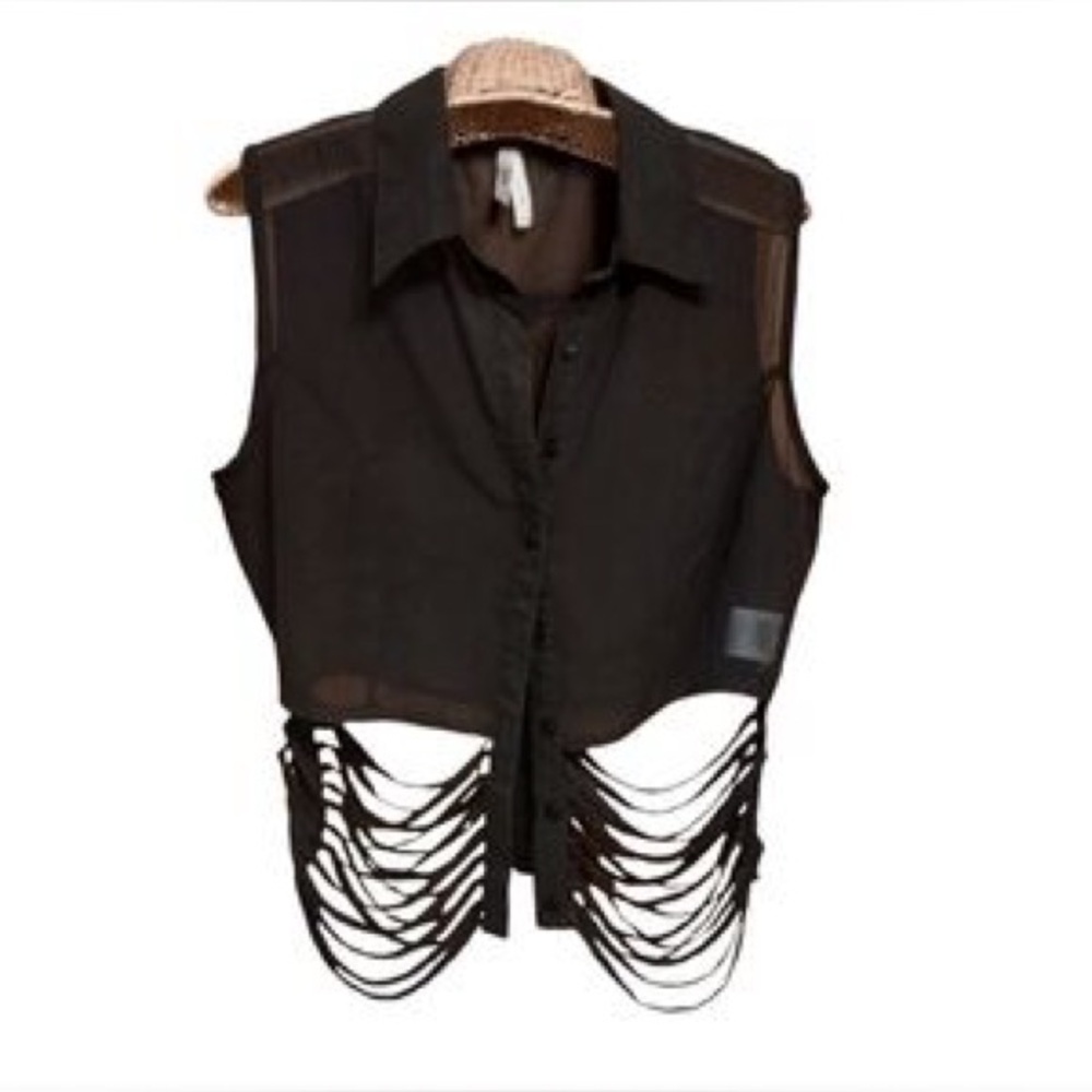 Truth Black Sleeveless Vest